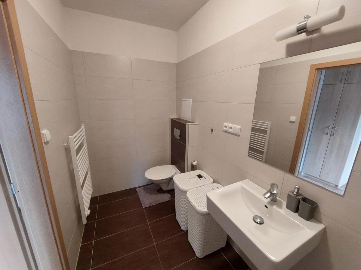Apartman Vsemina 300 Luaran gambar